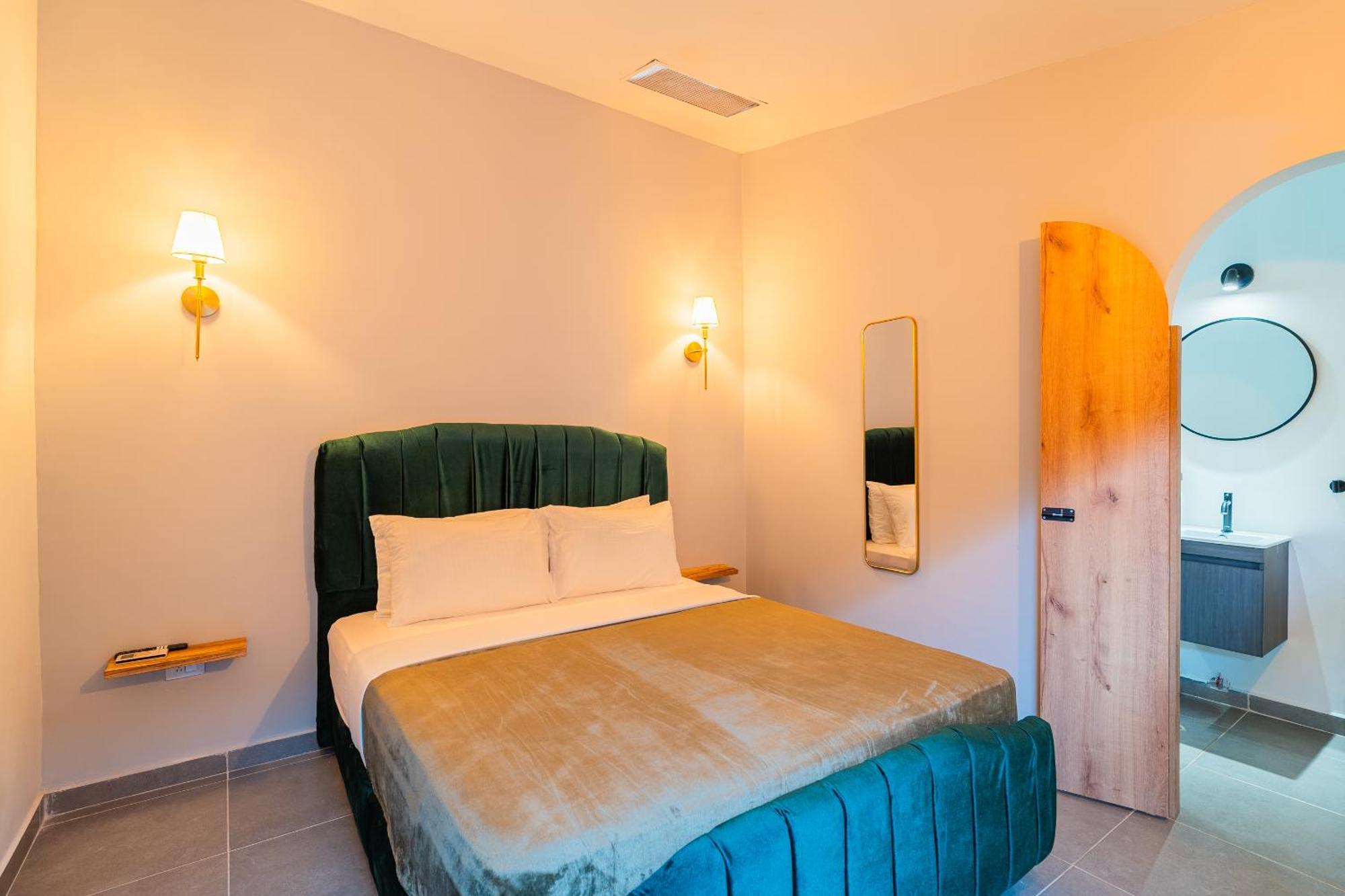 Casa Del Pozo Boutique - Full House *